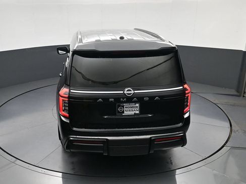 Used 2025 Nissan Armada SV AWD/4WD image 33