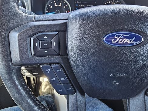 Used 2018 Ford F150 XLT w/ Equipment Group 302A Luxury image 16