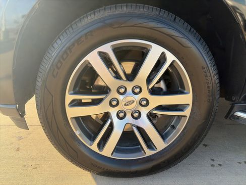 Used 2023 Ford Expedition Max Limited AWD/4WD image 10
