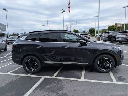 New 2026 Kia Sportage EX FWD image 2