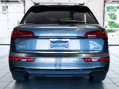 Used 2022 Audi Q5 2.0T Premium Plus w/ Premium Plus Package AWD/4WD image 5