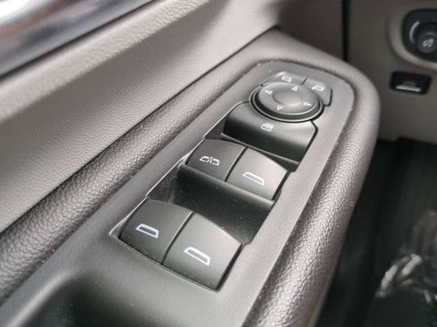 Used 2019 GMC Terrain SLT w/ Preferred Package FWD image 28