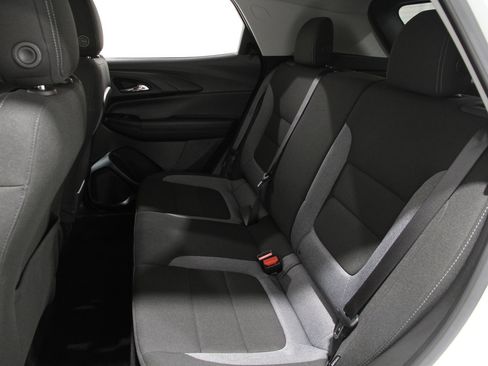 Used 2023 Chevrolet TrailBlazer LT w/ Convenience Package image 19