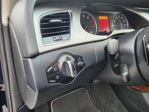 Used 2011 Audi A4 2.0T Premium FWD image 29