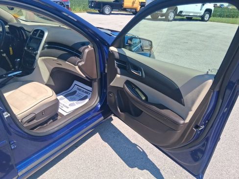 Used 2014 Chevrolet Malibu LT FWD image 21