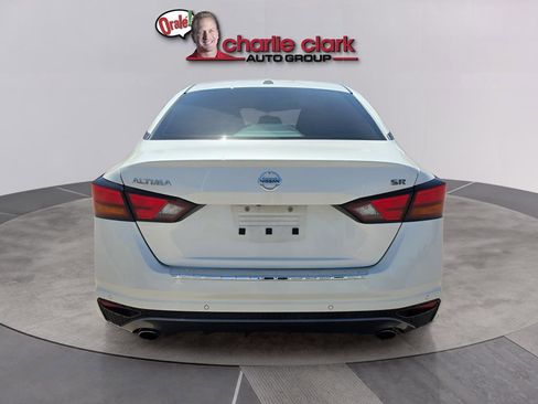 Used 2022 Nissan Altima 2.5 SR FWD image 4