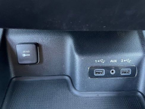 Used 2018 Dodge Durango R/T w/ Blacktop Package image 24