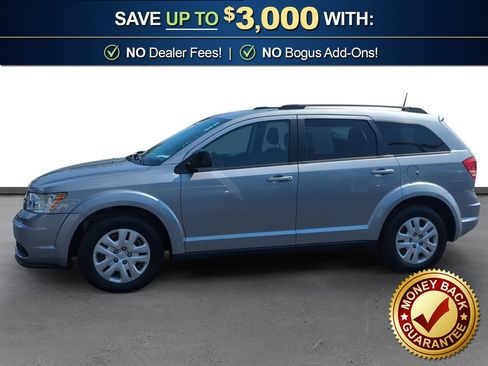 Used 2019 Dodge Journey SE FWD image 2