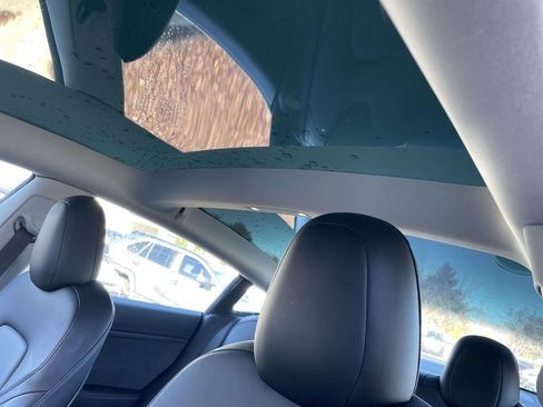 Used 2022 Tesla Model 3 Long Range image 30