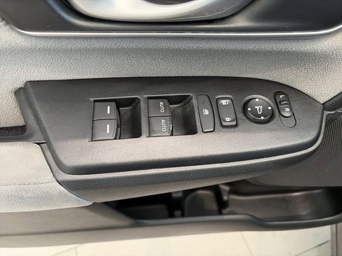 Used 2019 Honda CR-V EX image 13