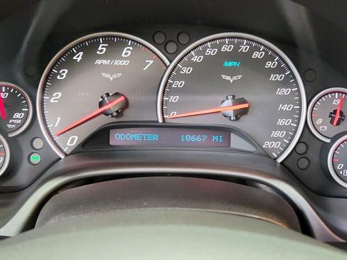 Used 2007 Chevrolet Corvette Convertible w/ Preferred Equipment Group image 13