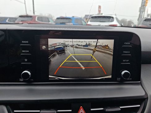 Used 2024 Kia Seltos LX image 18