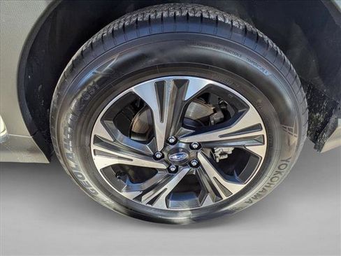 Certified 2024 Subaru Crosstrek 2.0i Premium image 9