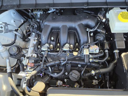 New 2026 Nissan Pathfinder S image 25