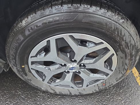 Used 2023 Subaru Forester Premium AWD/4WD image 11