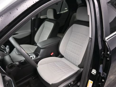 Used 2023 Chevrolet Equinox LT image 20