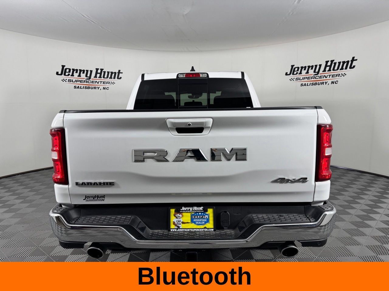 Used 2026 RAM 1500 Laramie w/ Off Road Group AWD/4WD image 8