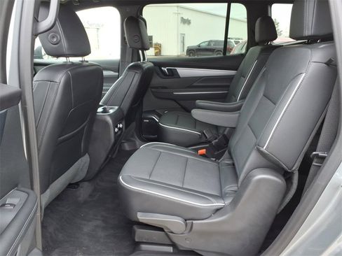 New 2026 Buick Enclave Preferred image 12