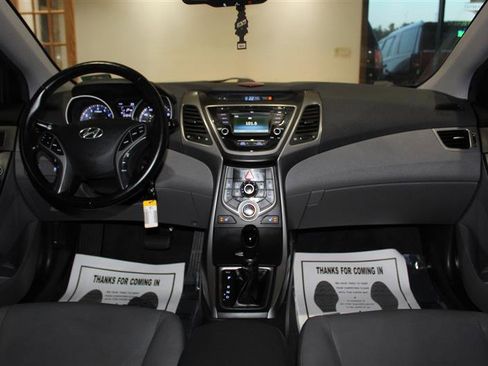 Used 2014 Hyundai Elantra Limited FWD image 15
