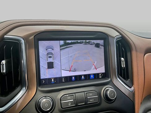 Used 2020 Chevrolet Silverado 1500 High Country AWD/4WD image 23