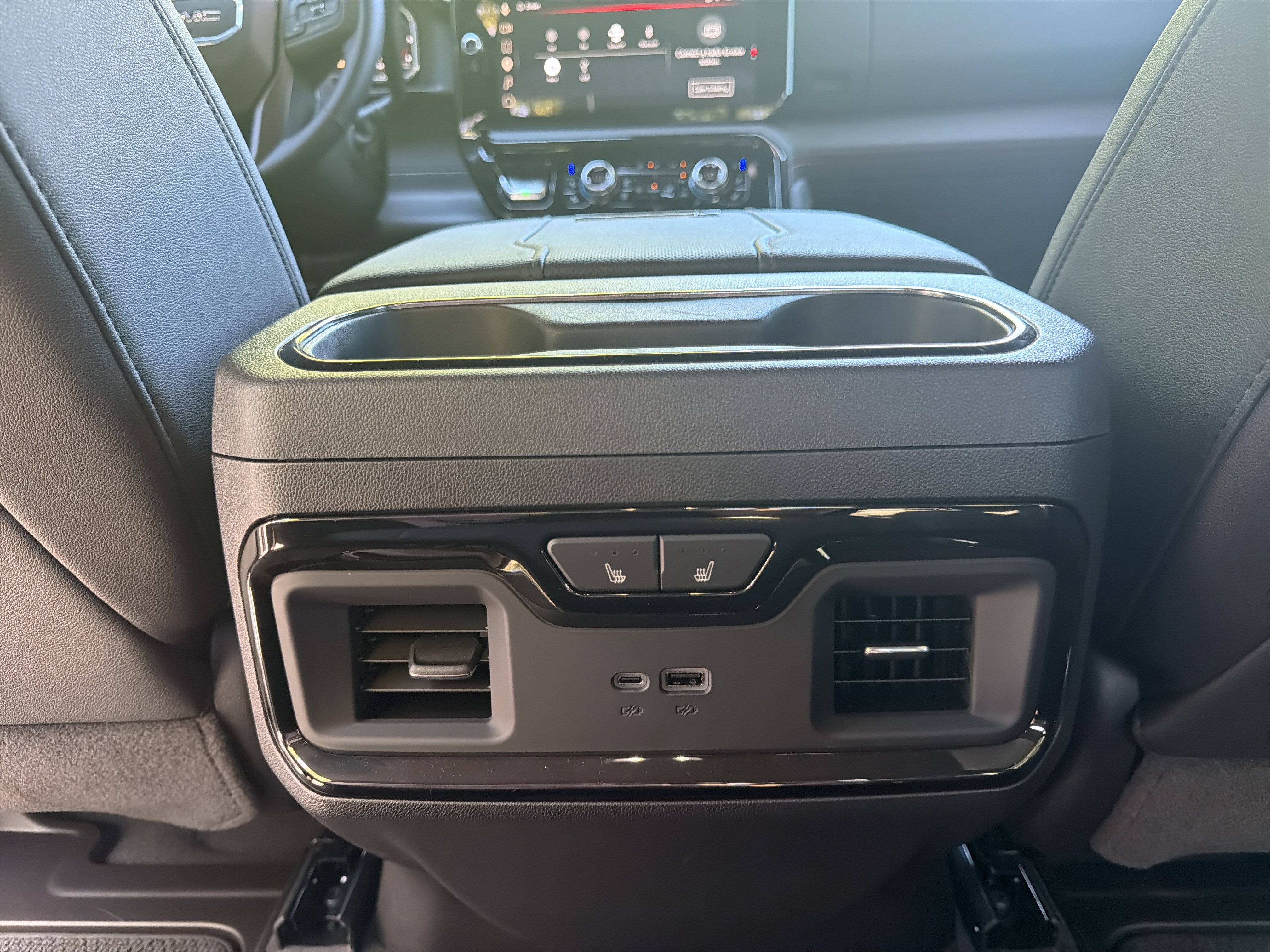 Used 2026 GMC Sierra 2500 AT4 w/ AT4 Premium Plus Package AWD/4WD image 22