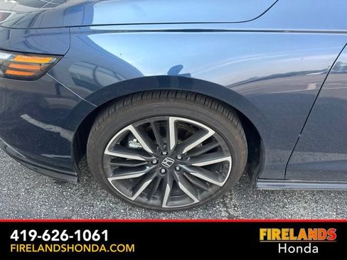 Used 2025 Honda Accord Touring image 11