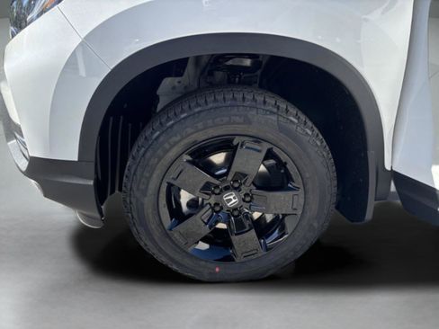 New 2026 Honda Ridgeline Black Edition image 32