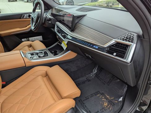 Certified 2025 BMW X5 xDrive50e w/ Parking Assistance Package image 22