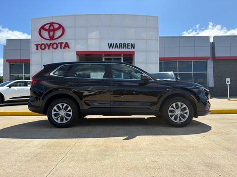 Used 2023 Honda CR-V LX image 4