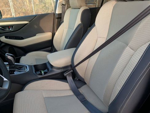 Certified 2025 Subaru Outback Premium w/ Popular Package #1A AWD/4WD image 17