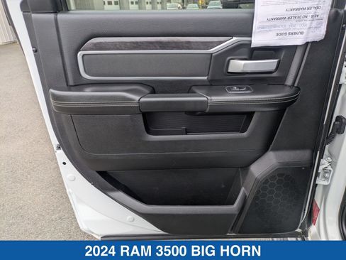 Used 2024 RAM 3500 Big Horn AWD/4WD image 28