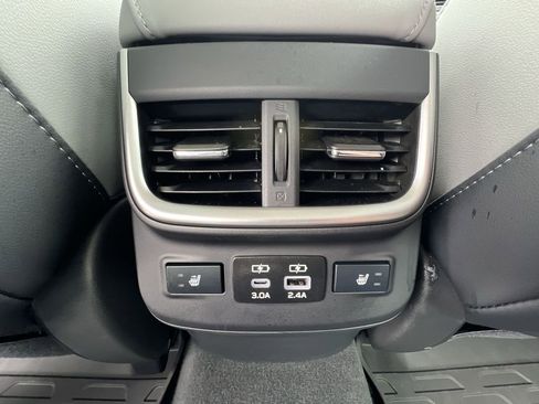 Used 2024 Subaru Legacy Limited image 22