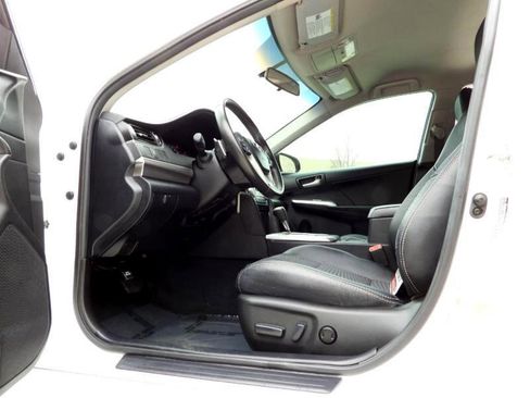 Used 2012 Toyota Camry SE image 42