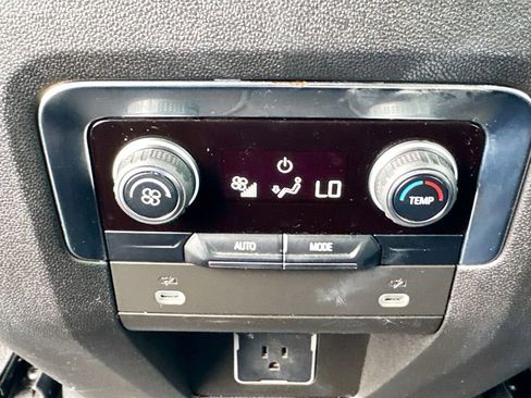 Used 2023 Chevrolet Tahoe LT image 25