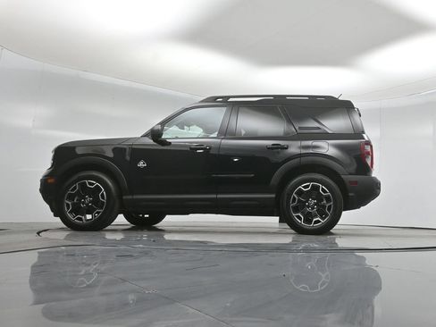 Certified 2025 Ford Bronco Sport Outer Banks w/ Outer Banks Tech Package+ AWD/4WD image 8
