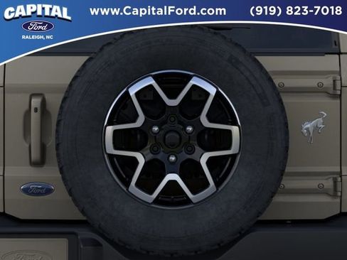 New 2025 Ford Bronco Outer Banks AWD/4WD image 24