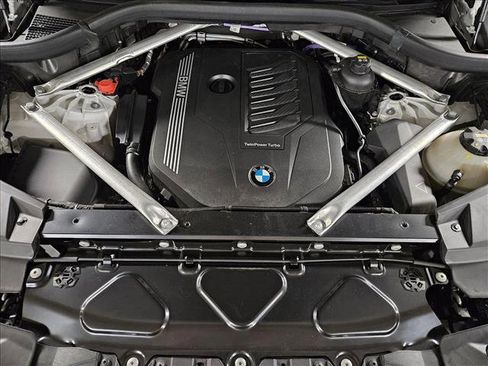 Used 2022 BMW X5 sDrive40i w/ M Sport Package RWD image 23