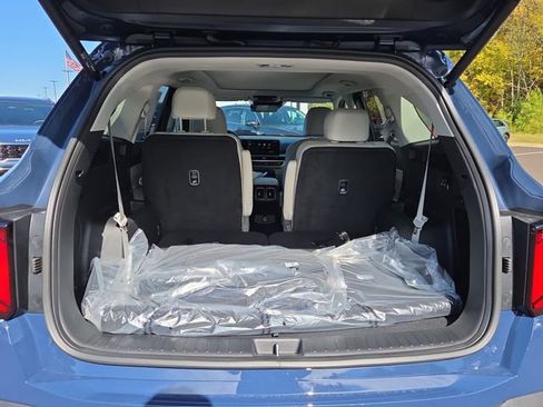New 2026 Kia Sorento EX w/ EX Premium Package image 4