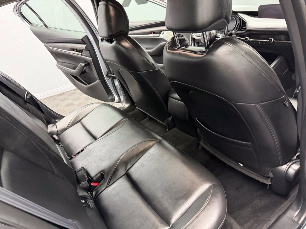 Used 2020 MAZDA MAZDA3 Sedan w/ Preferred Package FWD image 46