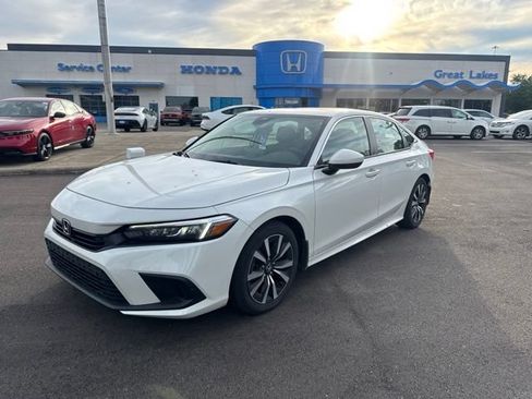 Used 2023 Honda Civic EX image 1