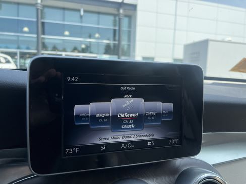 Certified 2019 Mercedes-Benz GLC 300 4MATIC image 23