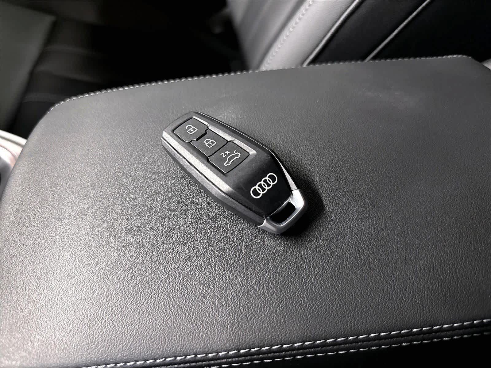 Certified 2025 Audi Q5 Premium w/ Premium Plus AWD/4WD image 13