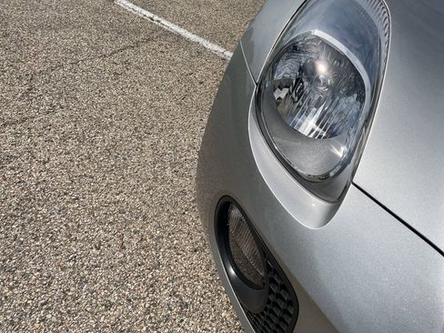 Used 2007 Pontiac Solstice GXP w/ Premium Package RWD image 38