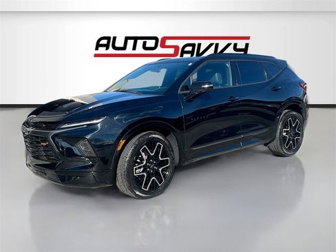 Used 2023 Chevrolet Blazer RS w/ Driver Confidence II Package image 3