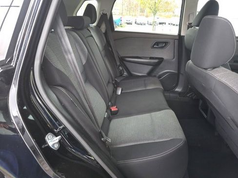 Used 2021 Nissan Rogue S image 12