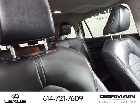 Used 2020 Toyota Highlander XLE AWD/4WD image 21