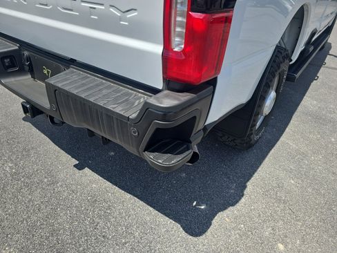 Used 2024 Ford F250 XL w/ 360-Degree Camera Package image 8