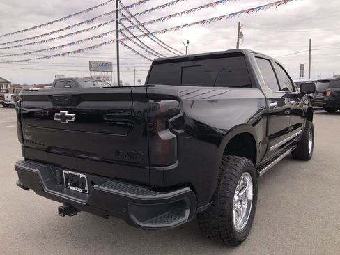 Used 2024 Chevrolet Silverado 1500 High Country w/ High Country Premium Package image 5