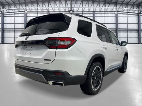 New 2026 Honda Pilot image 5