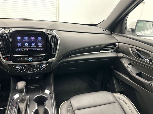 Certified 2023 Chevrolet Traverse Premier w/ LPO, Floor Liner Package AWD/4WD image 28